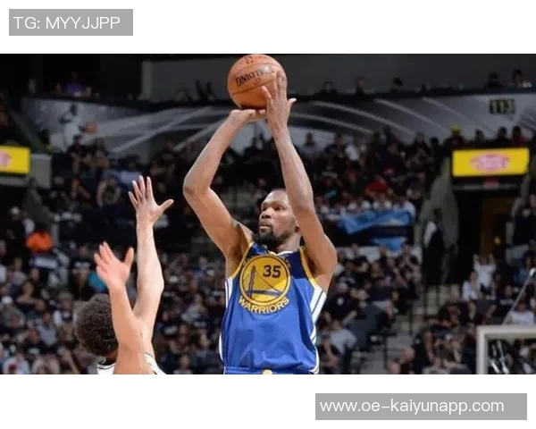 期待新赛季杜兰特得分突破990将超越大帅诺维茨基跻身历史第六位 期待新赛季杜兰特得分突破990将超越大帅诺维茨基跻身历史第六位